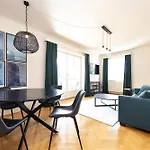 Parkvilla 11 Nocleg ze śniadaniem 3*