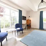 Parkvilla 11 Nocleg ze śniadaniem