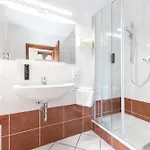 Nocleg ze śniadaniem Parkvilla 11 3*
