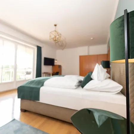 Bed & Breakfast Parkvilla 11 3*